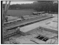23744 FDSTORK-6788 Opname tijdens de bouw van het Koningin Juliana Ziekenhuis., 24-07-1952