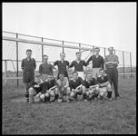 33593 FDSTORK-11636 Opname tijdens een bedrijfscompetitie voetbal., 00-00-1959