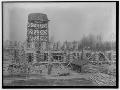 8754 FDSTORK-5865 Diversen. Betonbouw aan de Nieuwe Twentsche Centrale aan de Bornsche Weg., 13-04-1921