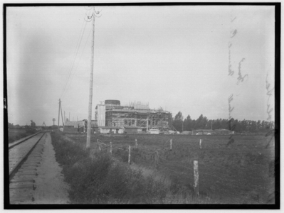 9315 FDSTORK-5898 Diversen. Bouw nieuwe Twentsche Centrale aan de Bornsche Weg., 31-08-1921