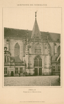 16 -10 Foto van het hoofdportaal van de Grote- of St. Michaëlskerk in Zwolle, 1900