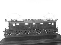 10307 FDHEEMAF031808 Model van locomotief type ESS, nummer 3205, 1930-02-17