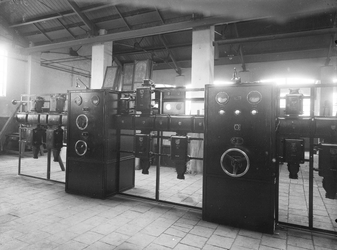15376 FDHEEMAF003186 Kastenbatterij voor papierfabriek, 1924-07-02