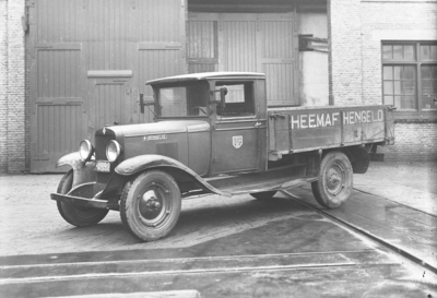 15617 FDHEEMAF3612043 Oude Chevrolet vrachtwagen met kenteken E 4892 en opschrift HEEMAF , 1936-12-01