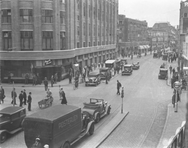25853 FDHEEMAFF 263 Overzicht van het kruispunt Wagenstraat in Den Haag, 1933-07-10