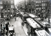 8890 FDHEEMAF021032 Introductie verkeerslichten in de Leidsestraat in Amsterdam, 1931-10-19