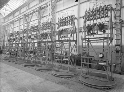 9410 FDHEEMAF030662 Zes transformatorzuilen zonder buitenmantel bestemd voor elektrificatie van Texel, 1927-06-03
