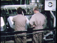 12500BB02486 Deze documentaire film behandelt de inspectie van een TM 410 dieselmotor van Stork-Werkspoor ...