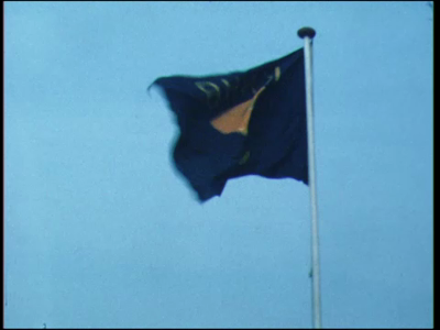 12773BB01938 Een film rond de Deventer Hockey Vereniging, met beelden van o.a.:- Wapperende vlaggen van de Koninklijke ...