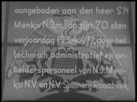 13184BB03125 Samenvatting: Documentaire over het productieproces bij de textielfabriek N.J. Menko en Spinnerij Roombeek ...