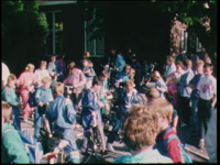 3111BB03740 Een film rond een fietstocht (waarschijnlijk op schoolkamp) van de kinderen van de Protestants Christelijke ...