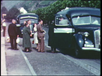 4879BB04912 Film van Schutte's Tours voor promotie reizen.Deel 1 kleur:Personeelsreisje in 1961 op de Rijn. De busgroep ...