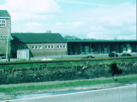 8190BB03493 Een film van de restauratie van stellingmolen De Pionier in Slagharen in 1975.De feestelijke ...