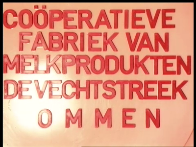8388BB06693 Een film met beelden van een rondleiding in de Coöperatieven Zuivelfabriek 'De Vechtstreek' te Ommen., 00-00-1969