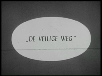9837BB02203 Een film, begin jaren vijftig, van de afdeling opleidingen, rond het sollicitatieproces bij blikfabriek ...