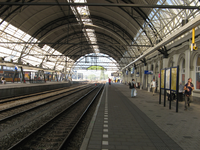 1017 DBUITERWIJK-000514 Station Zwolle 1e perron, 2011-10-02
