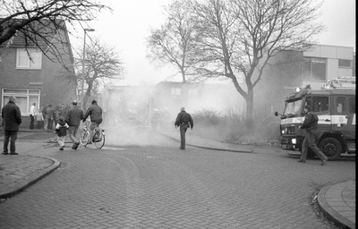 3427 FDUITERWIJK-002402 aangestoken brand in een schuur aan de van Rossumstraat, 29-12-2004