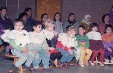 3897 FDUITERWIJK-002191 openbare basischool de Springplank en Nadja Toering, 1990-01-20