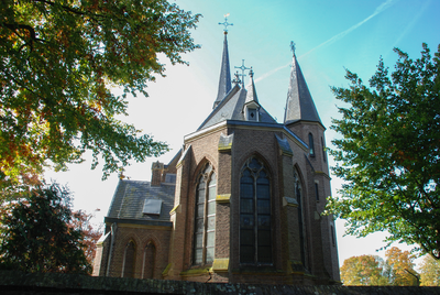 787 DBUITERWIJK-001445 Foto's van heel Dieze gemaakt voor de gemeente Zwolle.Kerkje op de RK begraafplaats in Dieze ...
