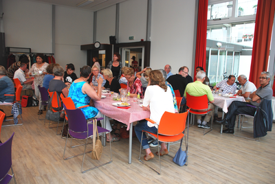 5932 Sociaal Buurtrestaurant in de Terp, 21-05-2014