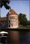 104 DIA022415 De Wijndragerstoren in de stadsmuur van Zwolle is een muurtoren en onderdeel van de ...