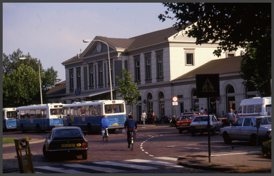 106 DIA022417 Stationsplein Zwolle, 00-00-1975 - 00-00-1985