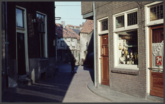 1215 DIA022307 Waterstraat. Oud café Dekker., 1960-00-00