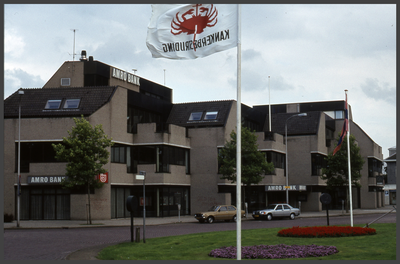 192 DIA022434 Stationsplein te Zwolle.Hotel Van Gijtenbeek werd in 1979 afgebroken ten behoeve van de bouw van de ...