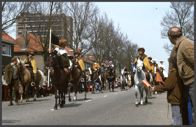 345 DIA022496 deelnemers aan de optocht tijdens de festiviteiten Zwolle 750., 1980-00-00