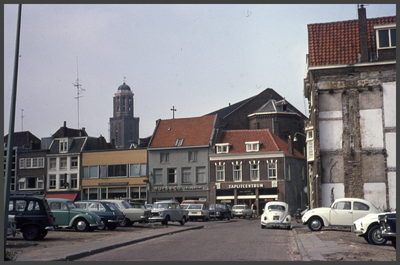 942 DIA022213 Roggenstraat, voor de bouw van het winkelcentrum., 1965-00-00