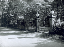 10162 FD008181-02 Kuyerhuislaan: ingangshek van de Joodse begraafplaats., 1976