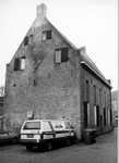 16397 FD016044 Weversgildeplein 1: 't Pestengasthuys uit het westen. Achtergevel aan de Nieuwstraat., 1987