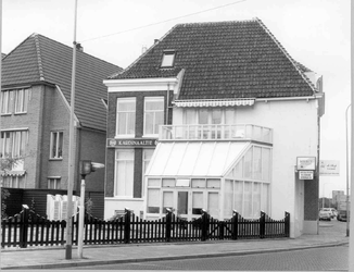 1696 FD014515 Thorbeckegracht/Diezerpoortenplas, uit het zuiden gezien. , 1987