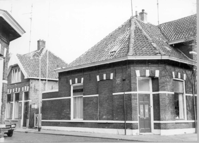 1751 FD015117 Venestraat/Hertenstraat 34., 1974