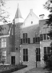 18139 FD015430 Voorstraat 34: tuin van het Provinciaal Overijsselsch Museum (POM)., 1981