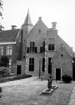 18140 FD015431 Voorstraat 34: tuin van het Provinciaal Overijsselsch Museum (POM)., 1978