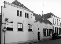 18149 FD015440 Voorstraat 46-44/Korte Kamperstraat. Achtergevel van het Vrouwenhuis van Aleida Greven uit het westen., 1987