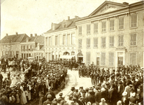 18430 FD026127-06 Begrafenis van Arnold Hoekstra (geboren 13 december 1875 te Wijtgaard), marechaussee te paard van de ...