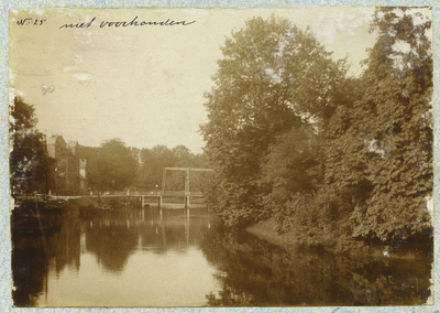 23083 _0111 Opname van de Sassenpoortenbrug in Zwolle vanaf Groot Weezenland, met links nog een gedeelte van Klein ...