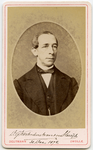 23085 _0012 Carte-de-visite met een portret van D.G. Kortenbout van der Sluijs, raadsheer van het in december 1875 ...