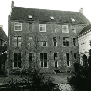 2739 FD011580 Praubstraat: Fratershuis Domus Clericorum ., 1987