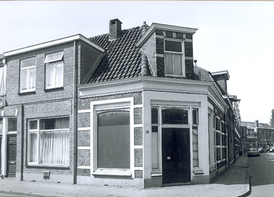 435 FD006556 Van Ittersumstraat 78-76/Enkstraat., 1977