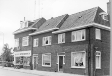 4435 FD011671-01 Rembrandtlaan 1-3-5/Jan Tooropstraat., 1973