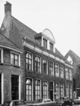 4705 FD001307 Het woonhuis van de dichter Rhijnvis Feith (1753-1824) in de Bloemendalstraat in het centrum van de stad. ...