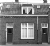 5234 FD000703 Woningen aan de voormalige Azaleastraat in Assendorp. Deze woningen zijn gebouwd door de ...