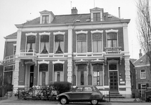 6309 FD014181 Ter Pelkwijkpark 19-20: rechts huisarts R. Bekendam en links architect Verlaan., 1973