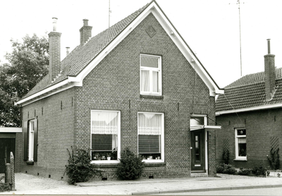 8460 FD009859 Nieuwe Deventerweg 39., 1975