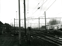8624 FD013598 Stationsemplacement. Rangeerterrein nabij het Engelse Werk., 1980