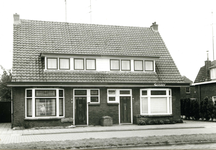 9017 FD009863 Nieuwe Deventerweg 47-49., 1975