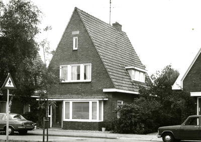 9034 FD009880 Nieuwe Deventerweg 85., 1975